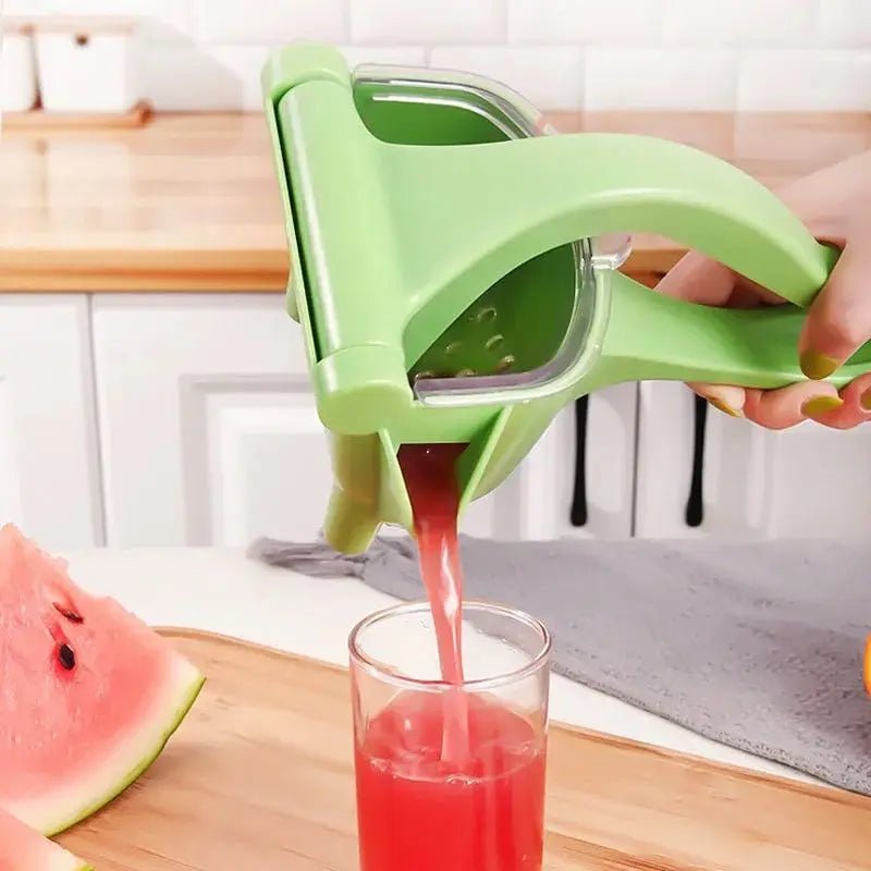 presse-agrume-manuel-versant-du-jus-de-pasteque