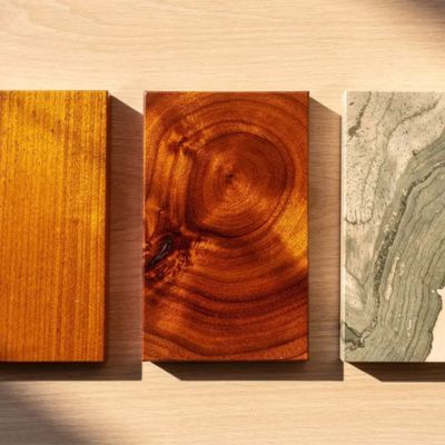 différences entre teck acacia et olivier