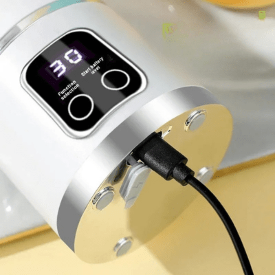 blender smoothie blanc en charge par cable USB