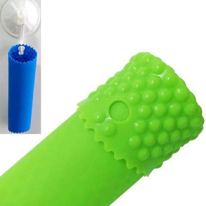 epluche-ail-mini-minail-vert-en-gros-plan