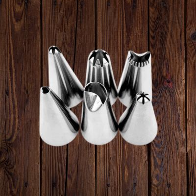 les six douilles de la poche à douille