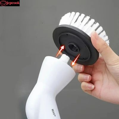 Brosse de nettoyage électrique REVO 6 en 1 avec tête ronde à poils blancs, connectée à une manche blanc.