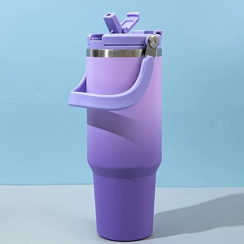 mug isotherme violet en gros plan