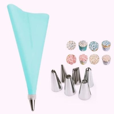 poche à douille bleue avec ses embouts