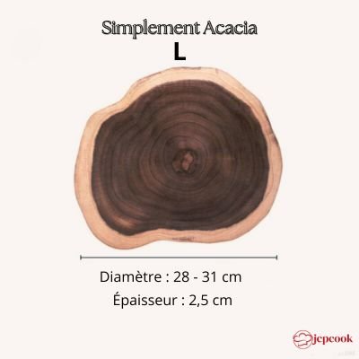 Planche à découper L en bois d'acacia naturel, tranche centrale ronde, grain concentrique et écorce épaisse; dimensions Diamètre 28–31 cm, Épaisseur 2,5 cm.